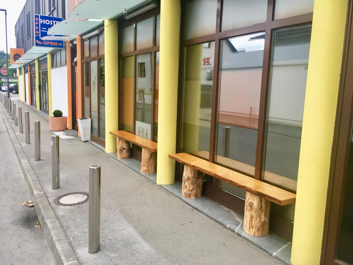 Aladin Hostel 류블랴나 외부 사진