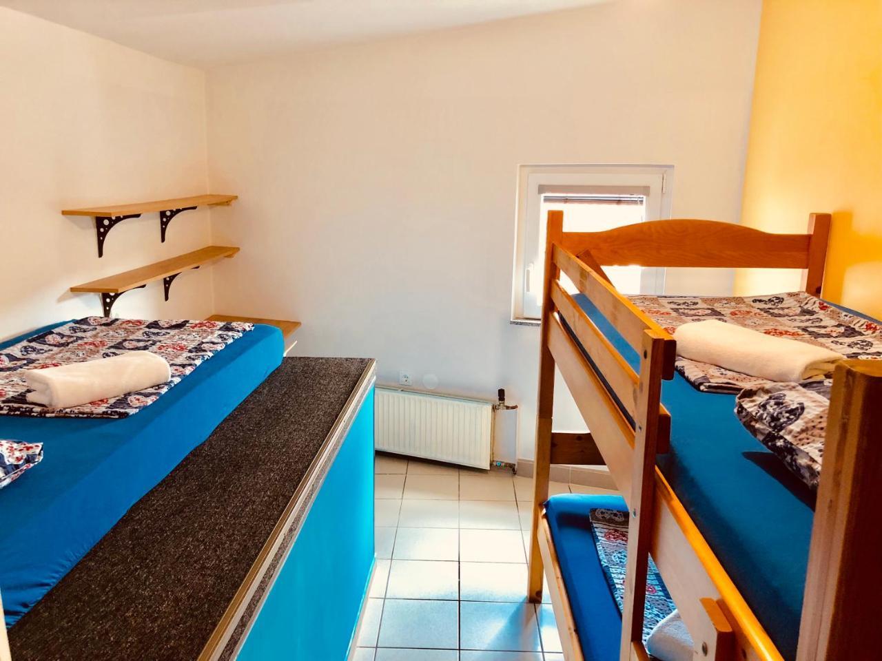 Aladin Hostel 류블랴나 외부 사진
